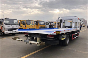 巨鹿汽车救援补胎